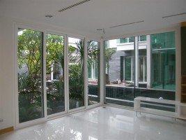 در و پنجره UPVC
